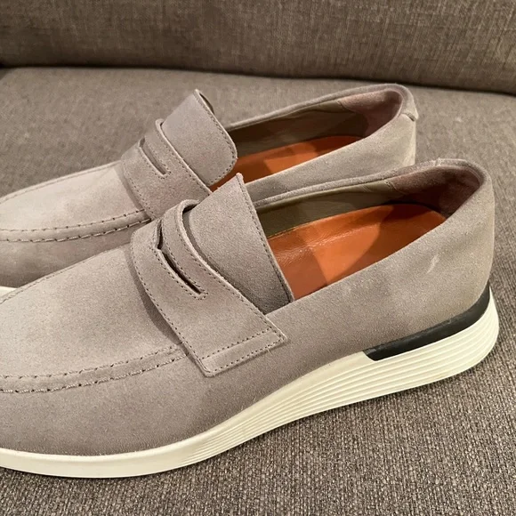 Wolf & Shepherd tan suede crossover loafers Crossover™ Loafer | Hybrid Dress Shoes | WOLF & SHEPHERD  main image 4
